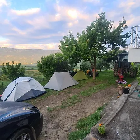 Camponmyway Campsite Lezhe